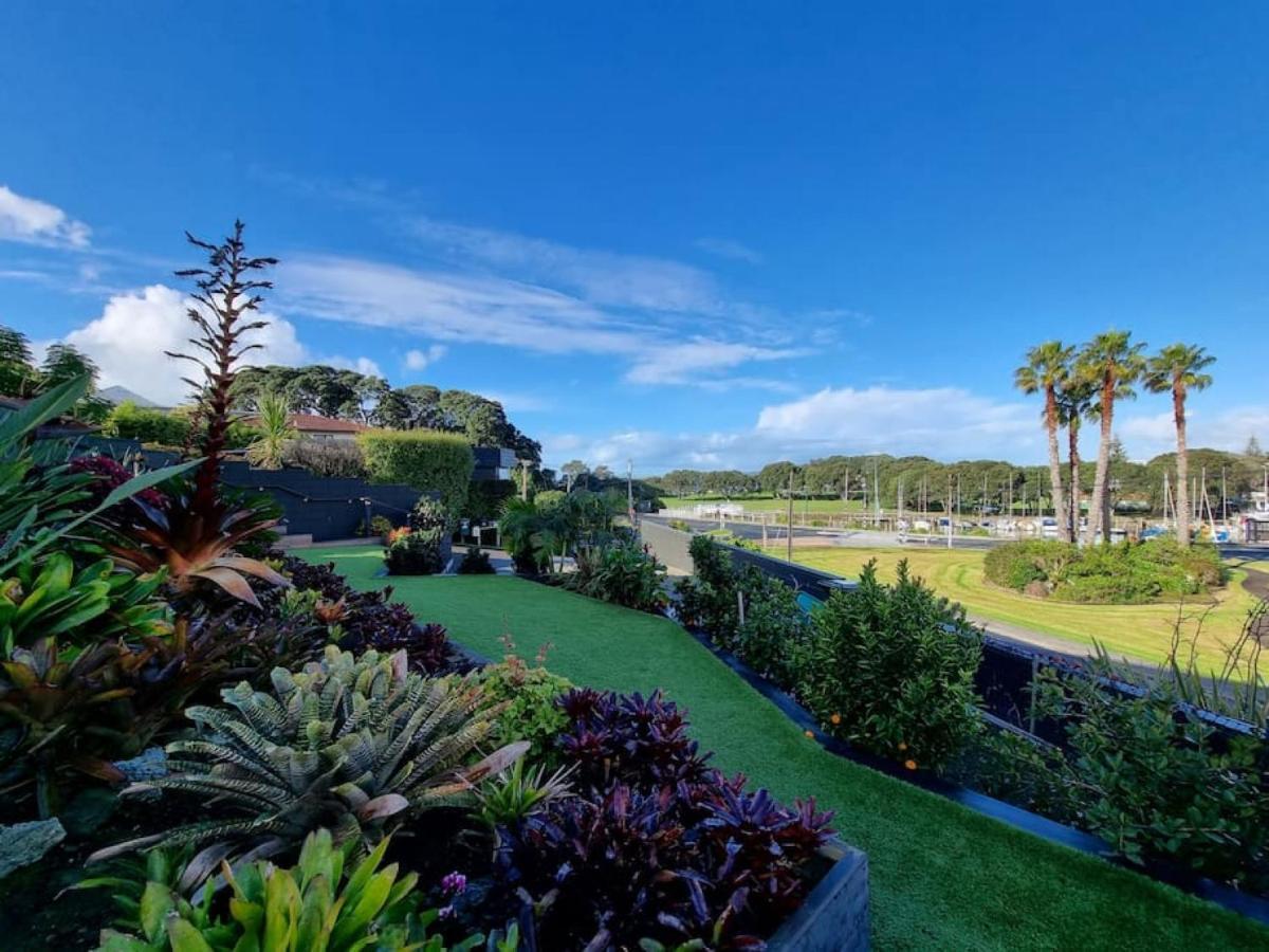 Fabulous Castor Bay 1 Bedroom With Views And Skytv
